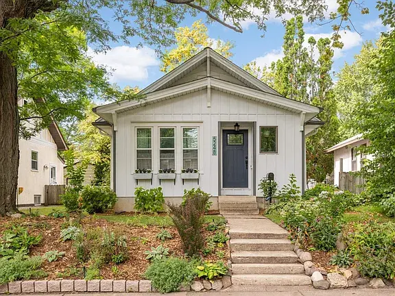 5248 43rd Ave S, Minneapolis, MN 55417