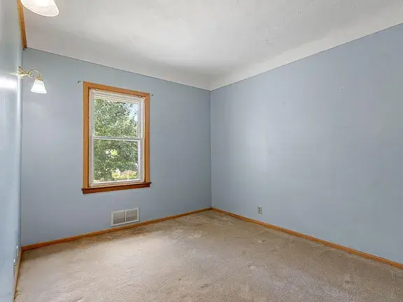 735 Buchanan St NE, Minneapolis, MN 55413