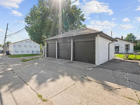 735 Buchanan St NE, Minneapolis, MN 55413