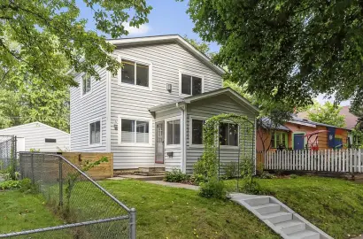 5232 43rd Ave S, Minneapolis, MN 55417