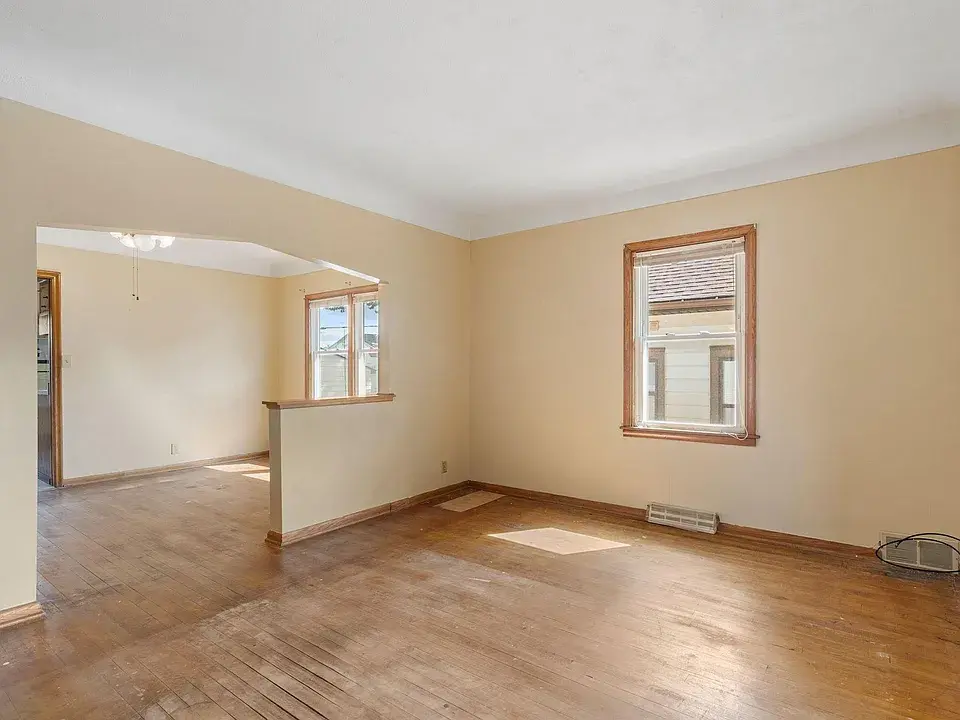 735 Buchanan St NE, Minneapolis, MN 55413
